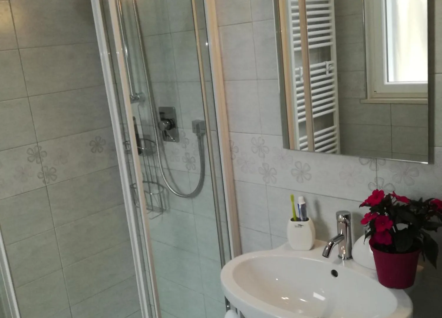 Adagiostay Elmas Guest house